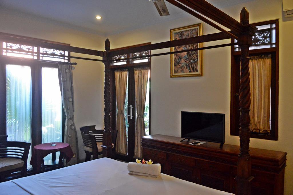 Yulia 2 Homestay Sanur מראה חיצוני תמונה