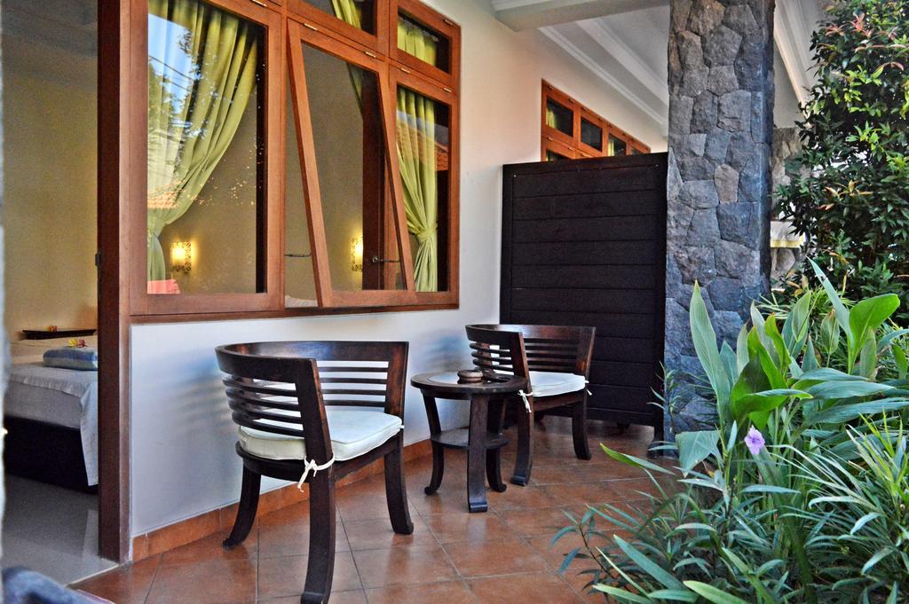 Yulia 2 Homestay Sanur מראה חיצוני תמונה