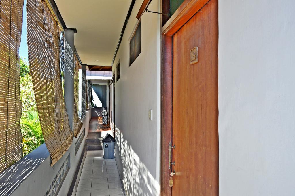 Yulia 2 Homestay Sanur מראה חיצוני תמונה