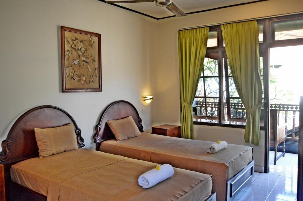 Yulia 2 Homestay Sanur מראה חיצוני תמונה