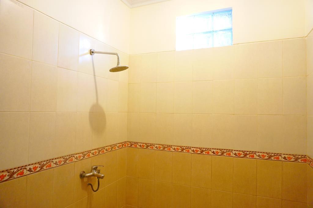 Yulia 2 Homestay Sanur מראה חיצוני תמונה